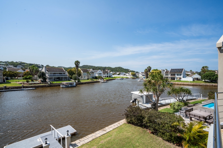 6 Bedroom Property for Sale in Royal Alfred Marina Eastern Cape